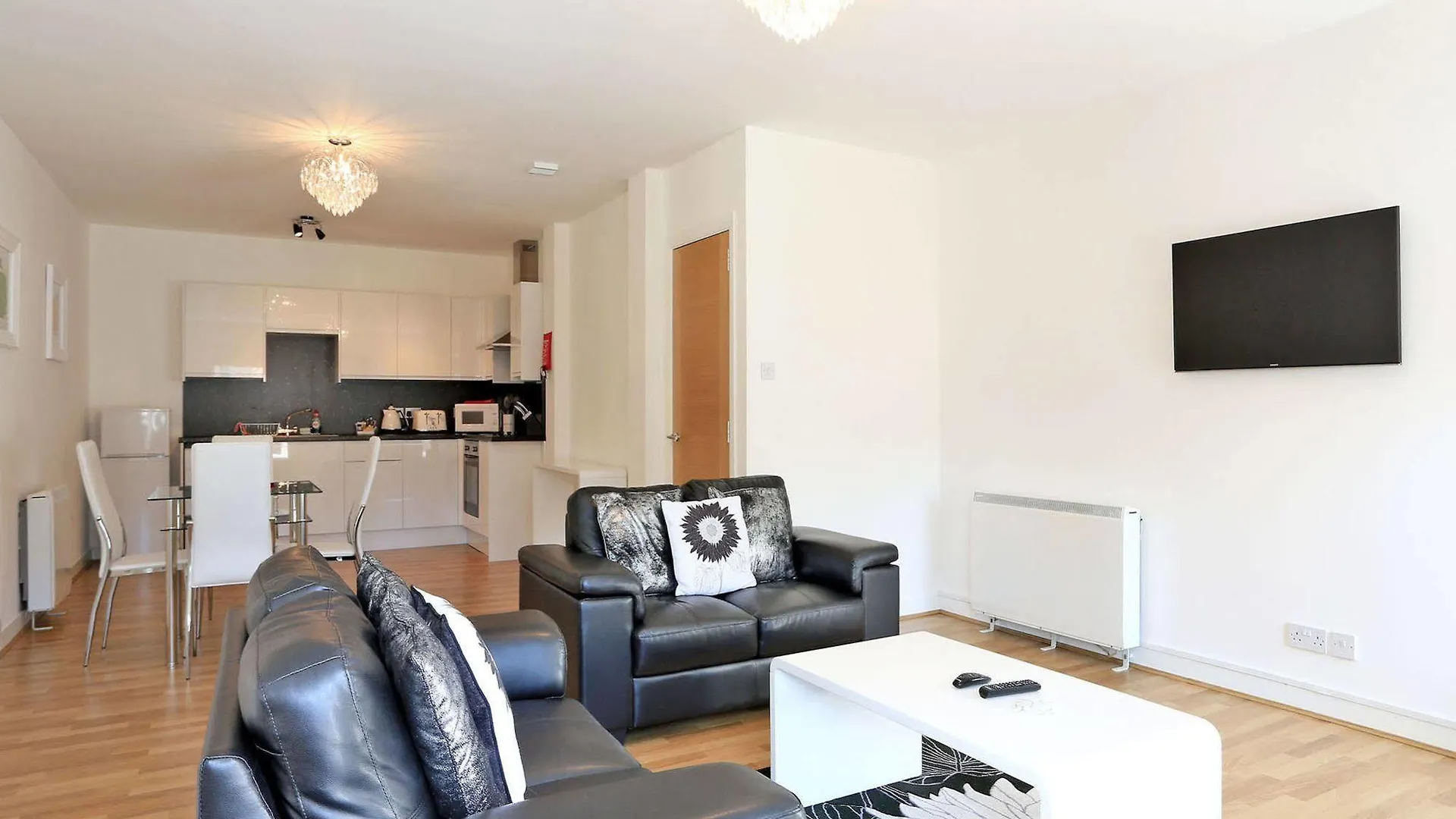 The Hansen Residence At The Galleria Aberdeen Apartman